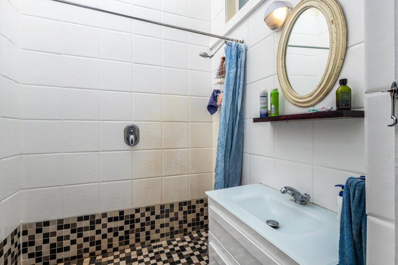 1 Bedroom Property for Sale in Woodstock Western Cape